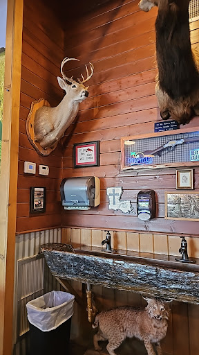 Mo' Crawfish Gallery - United States