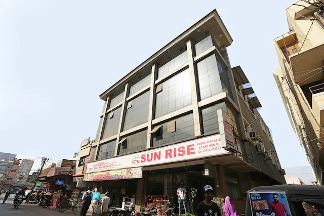 OYO 29731 Hotel Sunrise