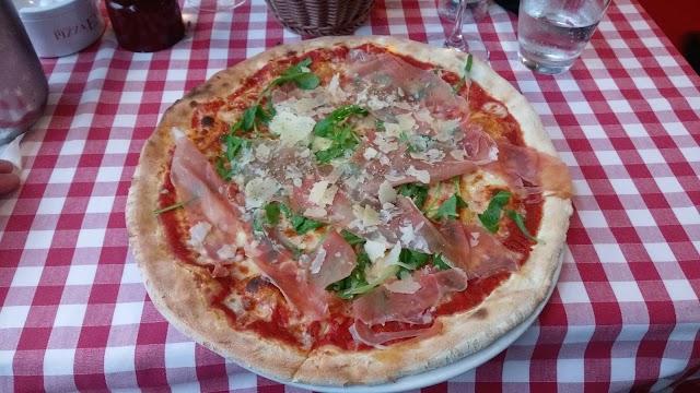 Non Solo Pizza E Vino Italienisches Restaurant In Zwickau