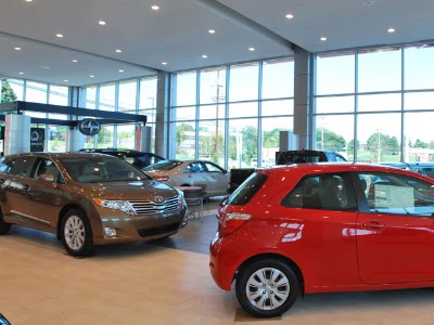 Photos of Kenny Ross Toyota
