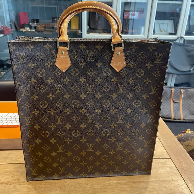 LOUIS VUITTON – VINTAGE 500 - HUFAR