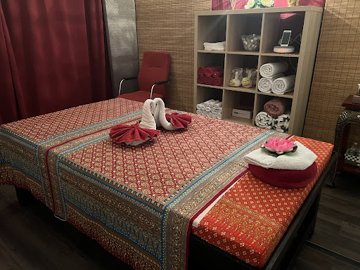 Petdee Traditionelle Thaimassage