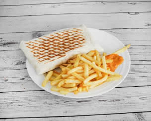 Photo n°22 de Fast-Food Mac 12® - Saint-Claude 39 I Kebab I Pizzeria I Sandwich & Tacos I Burger I FASTFOOD à Saint-Claude (Restaurant de tacos)