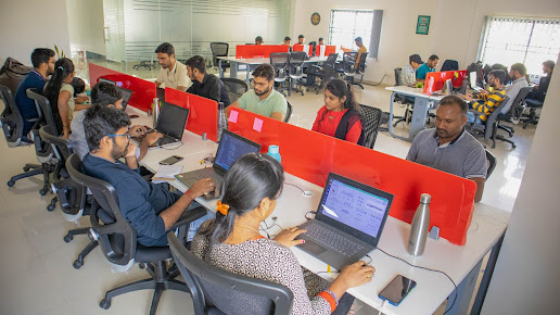 Af1qipojsq2bofx8ibfven8ssrmgkwscomtxproi9law=s516 K No