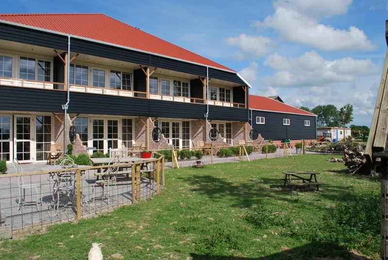 Crea-Trends Vacations - Camping en Vakantie-appartementen