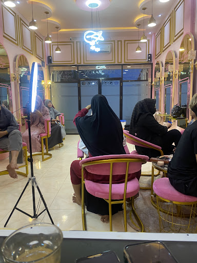 DEWI SALON(MAKEUP N WEDDING GALLERY)