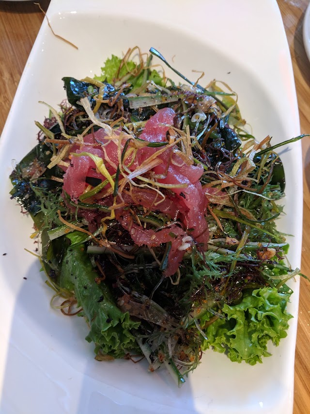 Hamachi Sushi