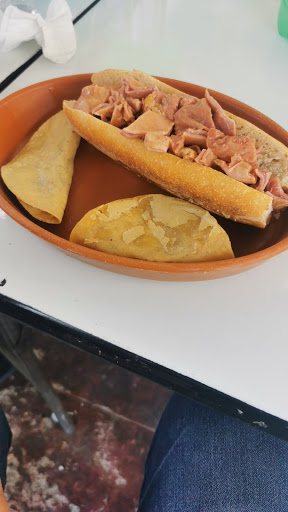 Tortas ahogadas el güero - Thumbnail
