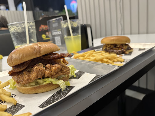 Burgersmx Punto Novo - Thumbnail