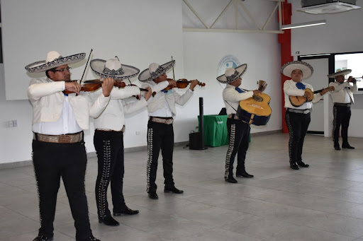 MARIACHI Los Caporales del Sureste | Mariachis En Villahermosa