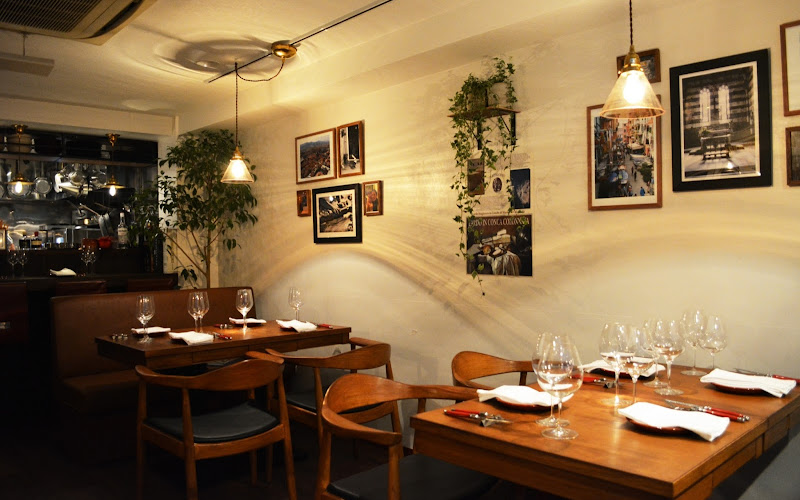 TRATTORIA Quattro Mani 82