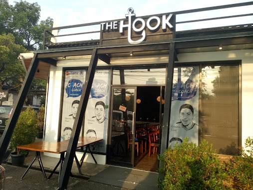 The Hook Restaurant And Cafe, Author: Puthut Adhi