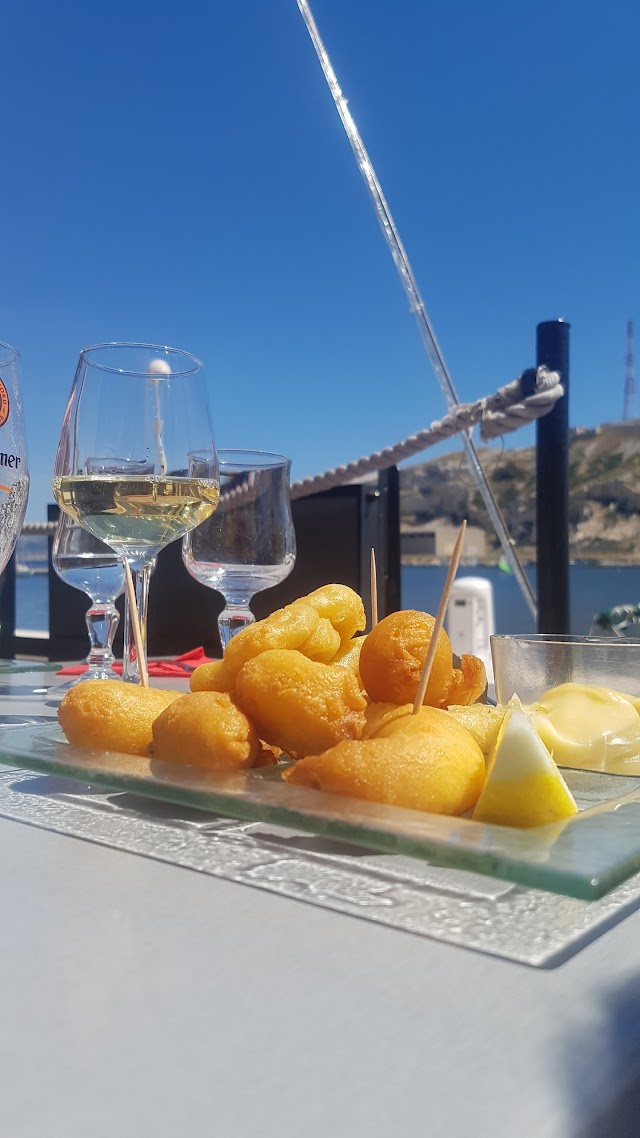 Restaurant glacier LE COMMODORE