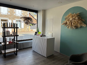 Photo n°1 de L atelier du coiffeur à Ger (Salon de coiffure)