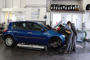 Photo n°5 de RENAULT GARAGE DE LA GARE à Bordeaux (Vendeur de voitures d'occasion)