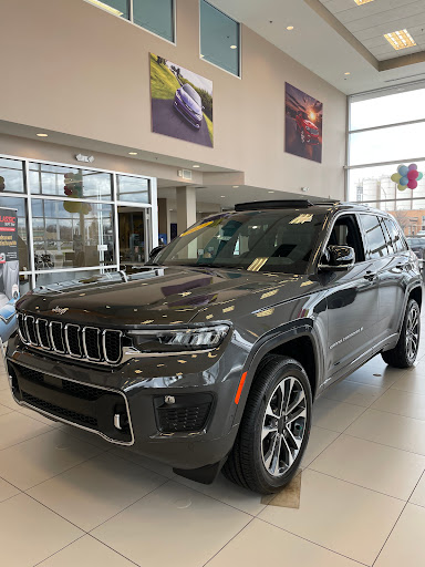 Castle Chrysler Dodge Jeep Ram Naperville - Thumbnail