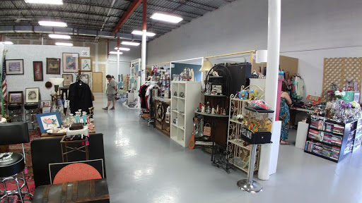 Peddlers Market - Thumbnail