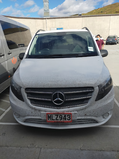 Yesaway Car Rental Queenstown Logo
