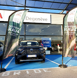 Photo n°20 de Toyota Groupe Degenève Lons le Saunier à Lons-le-Saunier (Vendeur de voitures d'occasion)