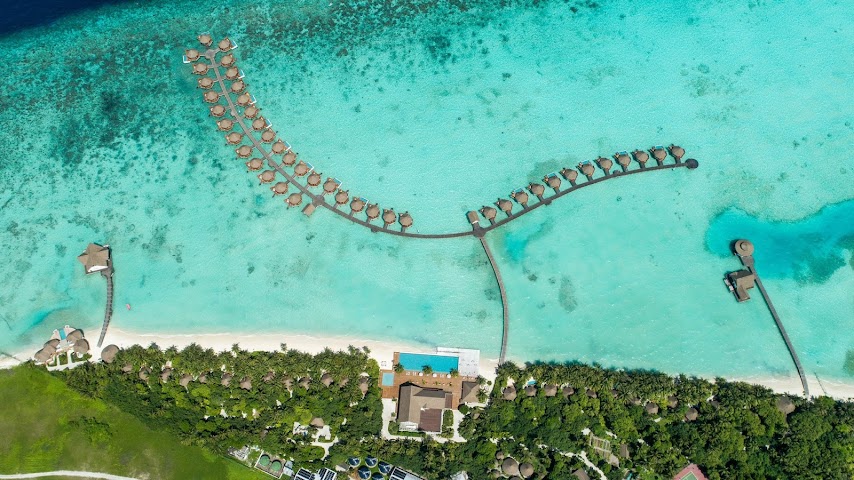 Mercure Maldives Kooddoo Resort by null