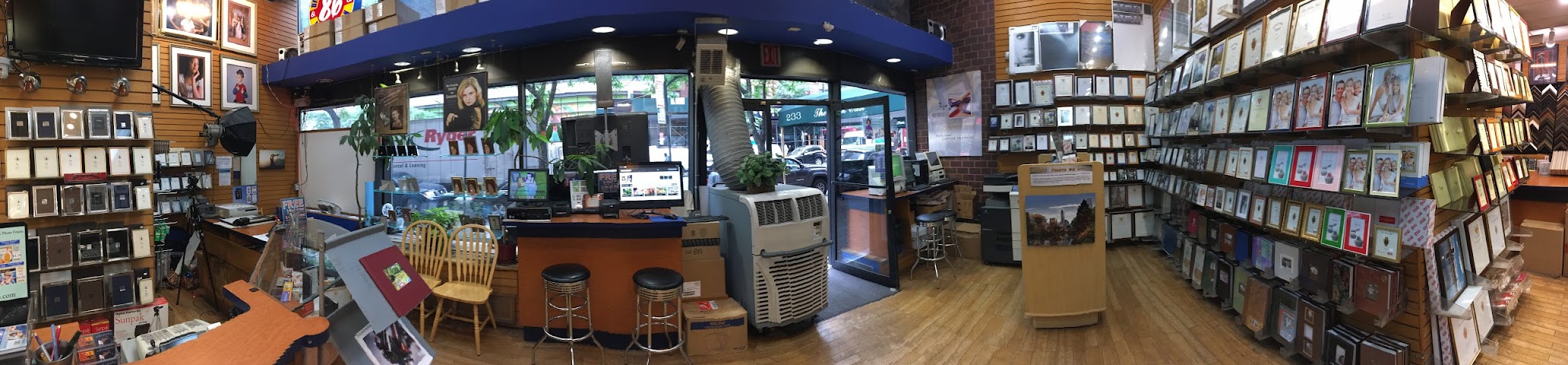 86 Street Photo & Portrait Studio by null