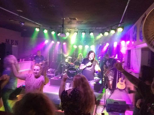 Buzzards Roost Bar - Visual