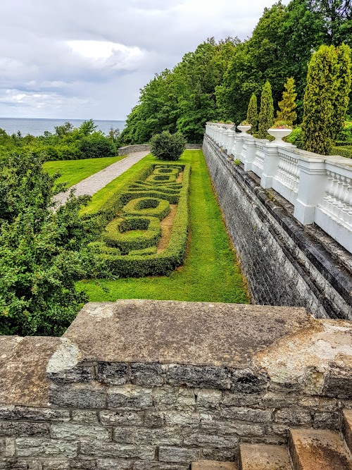 Hõbeallika koobas