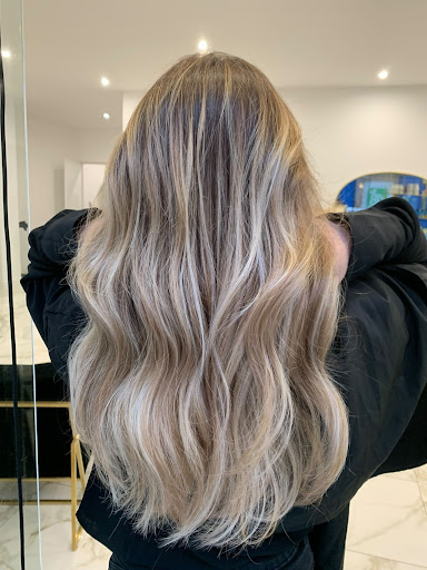AKG HAIR - Thumbnail