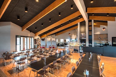 Photos of Br&uacute;ar&aacute;s - Geo Center