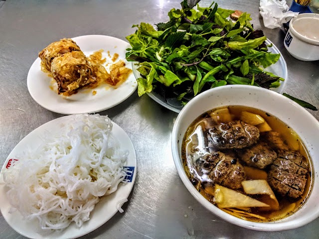 Bún chả Hương Liên