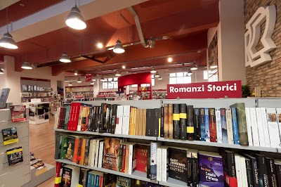 Libreria Ubik Rinascita