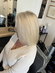 Photo n°17 de Aurélie Stalter coiffure à Molsheim (Salon de coiffure)