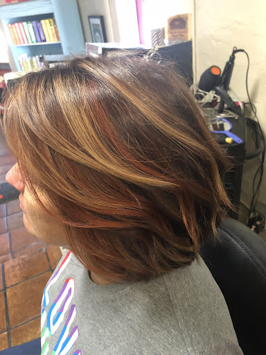 Kindle Johnson, Hair Design - Thumbnail