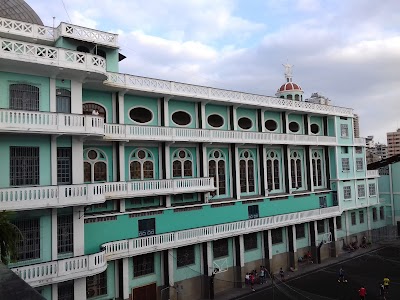 Photos of Unidad Educativa San Jos&eacute; La Salle