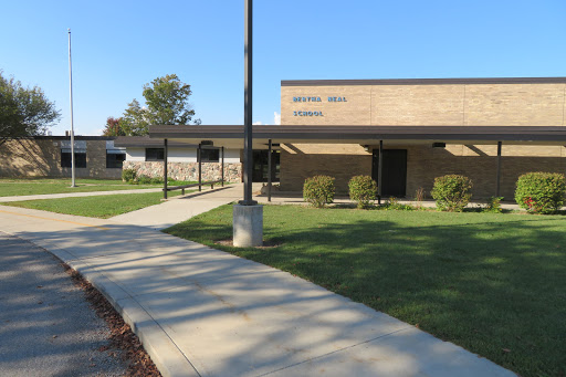 Bertha Neal Elementary School - Thumbnail