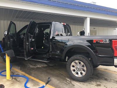 Dirty Dawg Express Wash