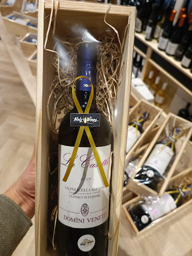 Holy wines - Thumbnail