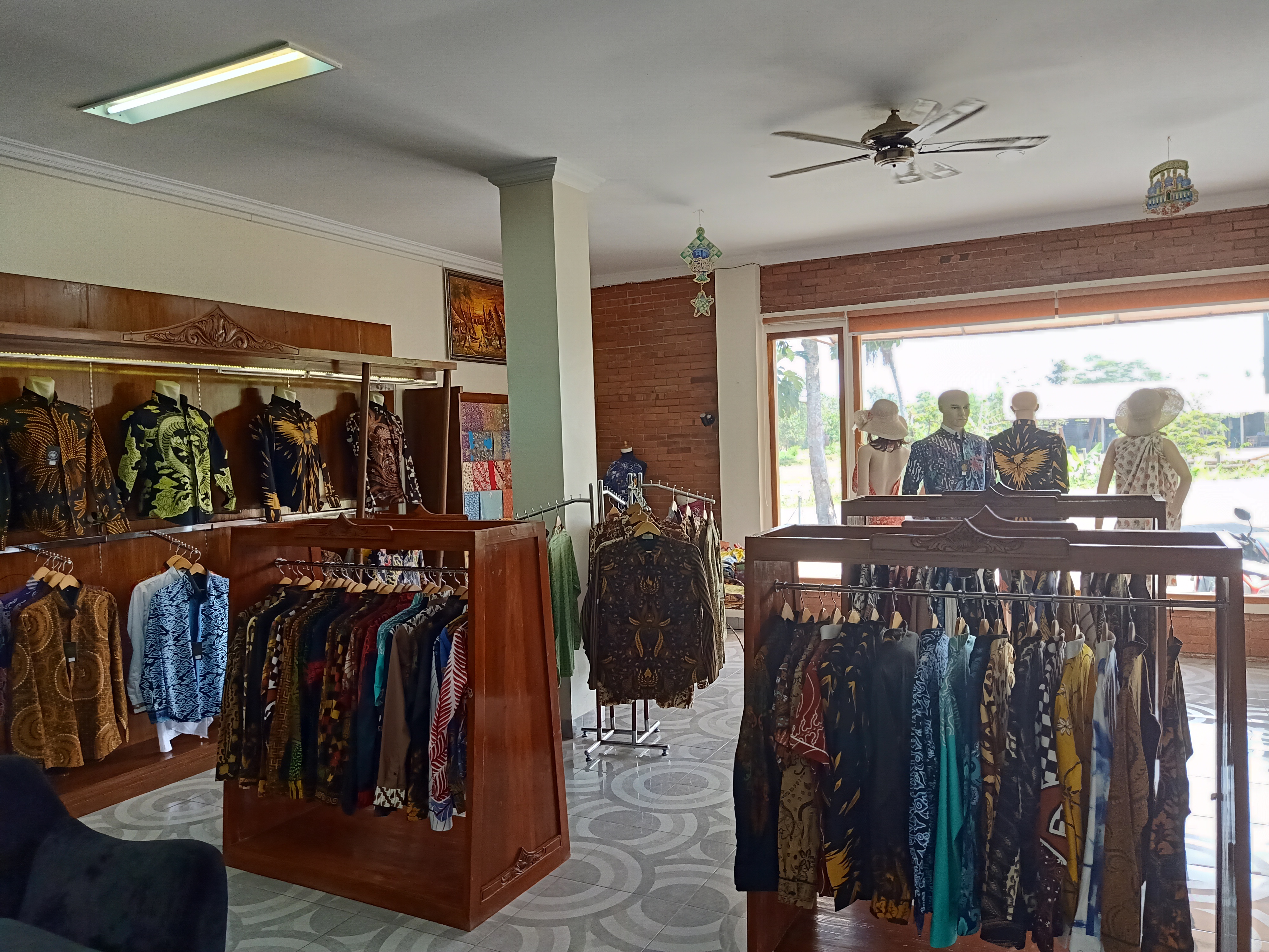 Toko Batik Jalan Kaliurang