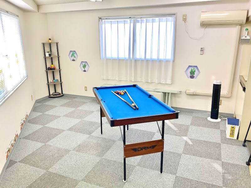 Bee Three 鴨宮駅北店丨小田原ボードゲーム・スペース