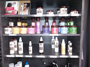 Photo n°5 de Coiffure et bien être à Rocroi (Salon de coiffure)