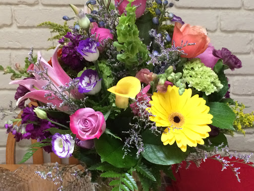 Broadway Floral & Gift Gallery - Thumbnail