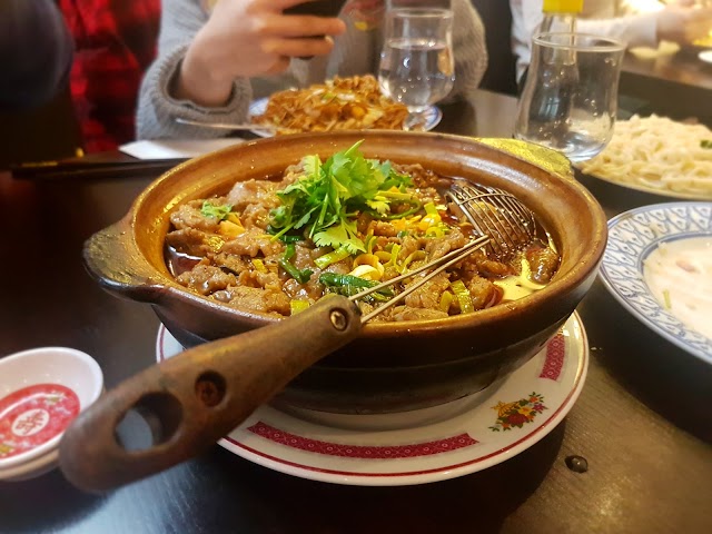 Chez Yong