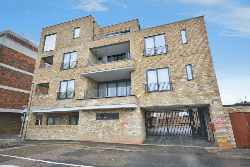 Yopa Estate Agents Hertfordshire photo 2