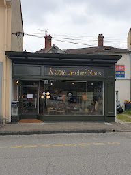 Photo n°20 de A Côté De Chez Nous - Brocante & Décoration à Sainte-Savine (Magasin de meubles d'occasion)