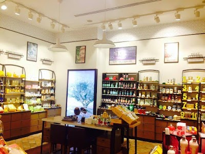 Photos of L'occitane at AEON Mall