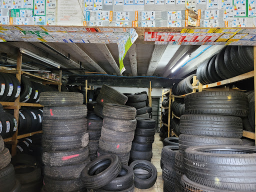 Crompton Tyres - Visual