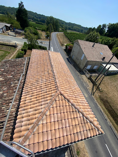 Photo de Couvreur bordeaux 33 à Mérignac (33700)