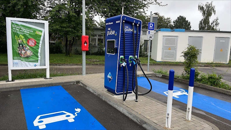 Aral pulse Charging Station