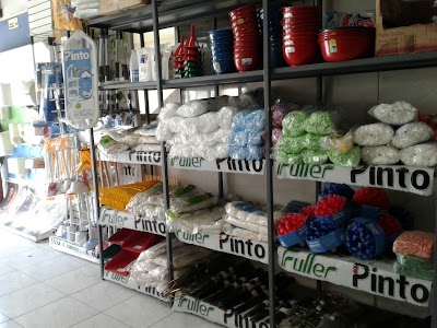 Photos of DISTRICOR LTDA