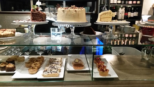 Bocadillos Restaurant & Bakery